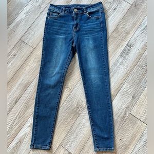 Stretchy Skinny Jeans, Morph Pillow, Size 7